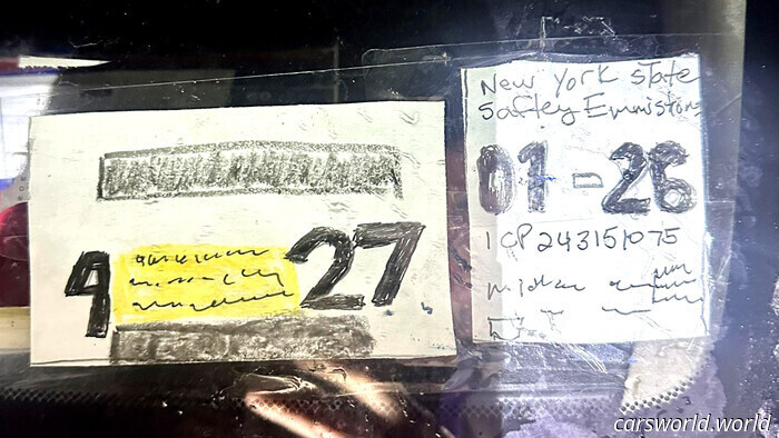 Un guidatore di New York tenta una frode al DMV con pastelli a cera e pennarelli | Carscoops